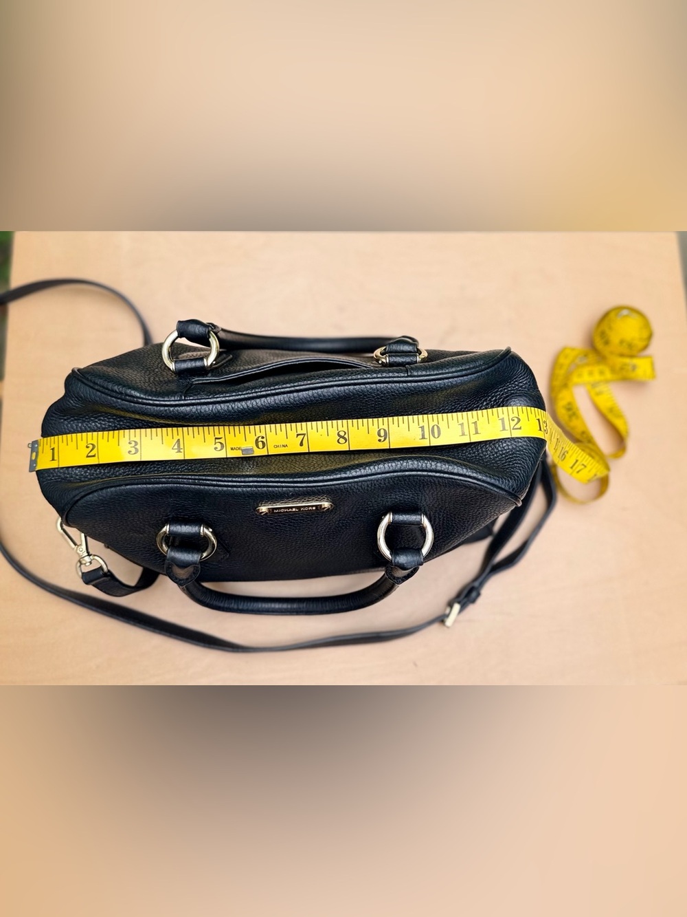 Michael Kors Black Pebbled Leather Crossbody Satchel Gold Tone Zip Top Handles - Picture 7 of 12